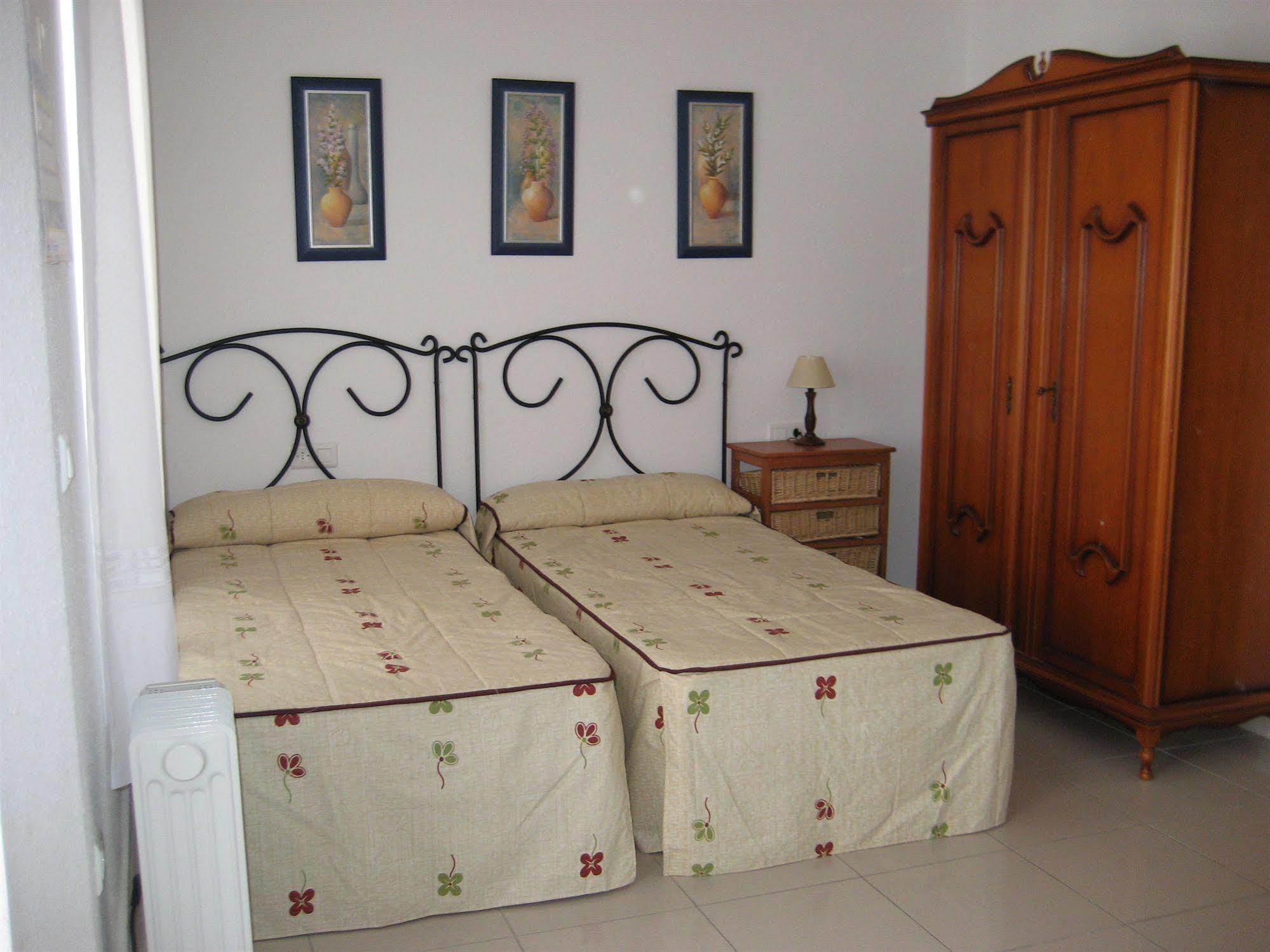 Apartamentos Intercentro Torrox-Costa Eksteriør bilde