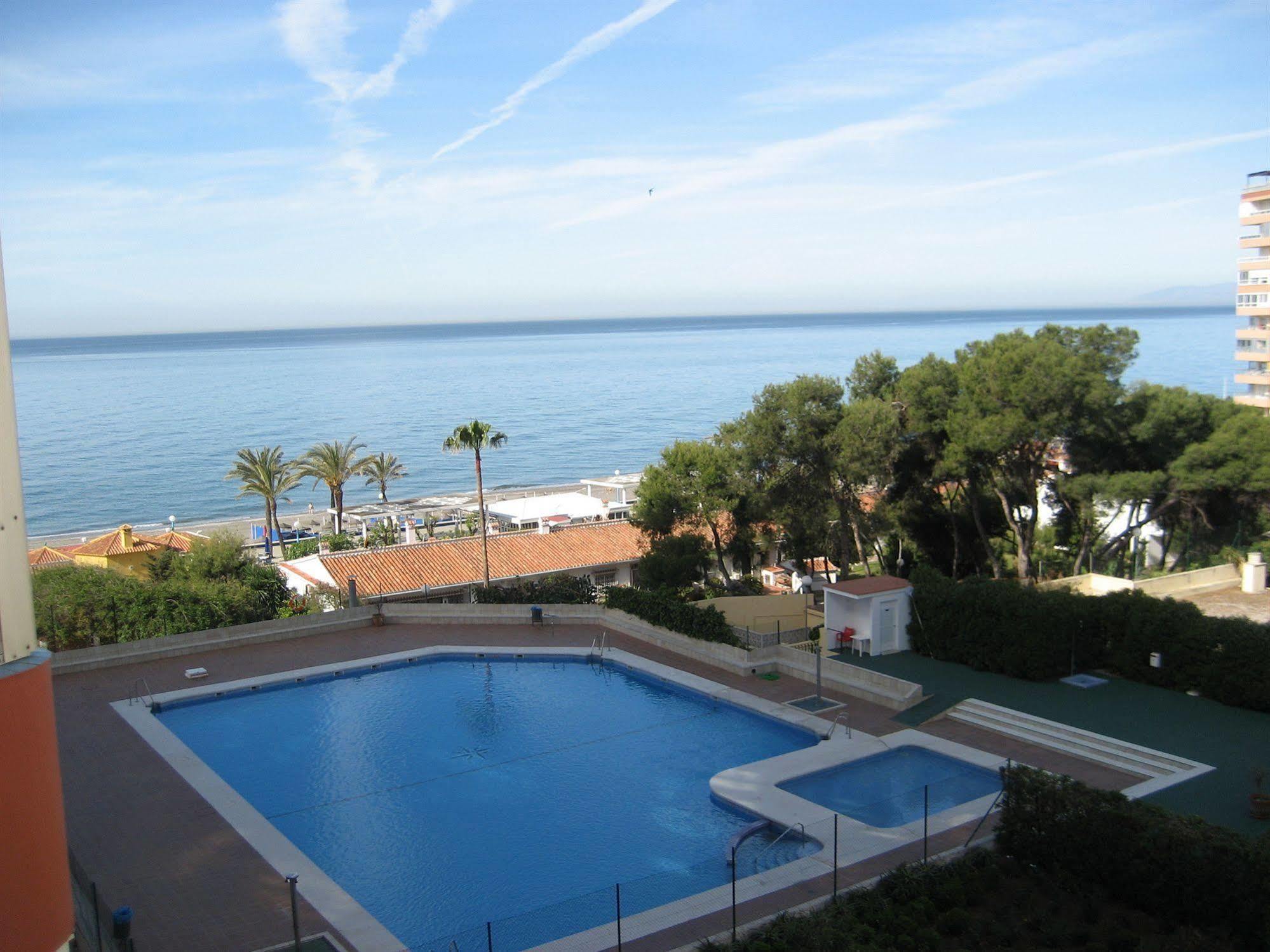 Apartamentos Intercentro Torrox-Costa Eksteriør bilde