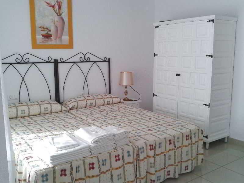 Apartamentos Intercentro Torrox-Costa Eksteriør bilde